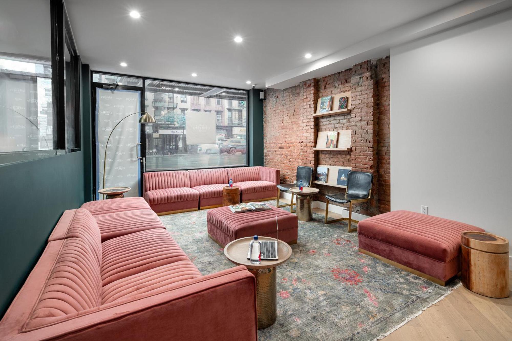 Little Charlie Hotel ニューヨーク エクステリア 写真